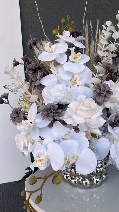 Coraline floral arrangement - Luscious Homewares