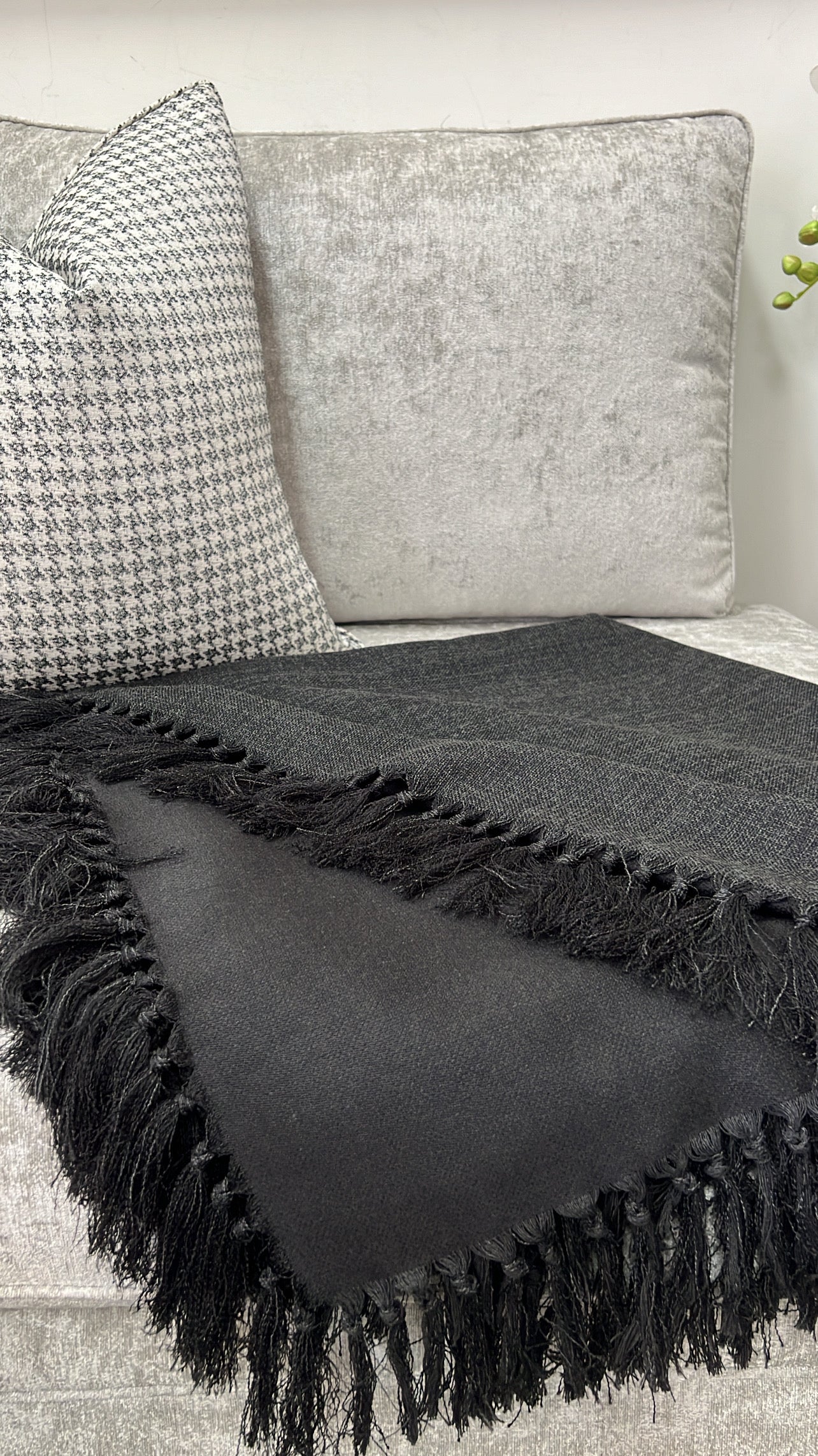 Theo Black Throw - Luscious Homewares