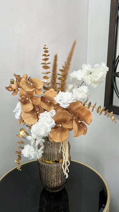 Alin floral arrangement - Luscious Homewares