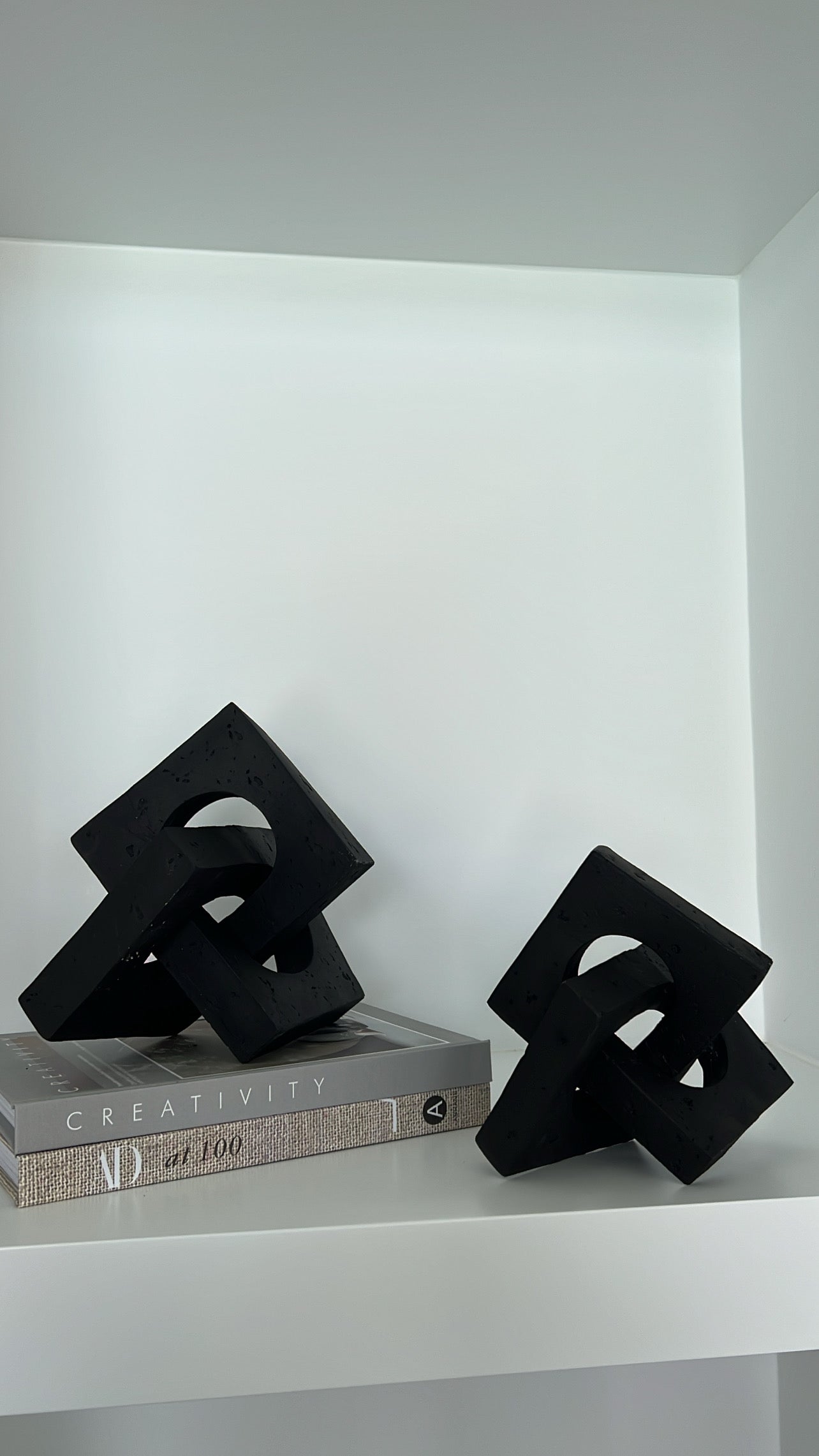 Links granite black resin - Luscious Homewares