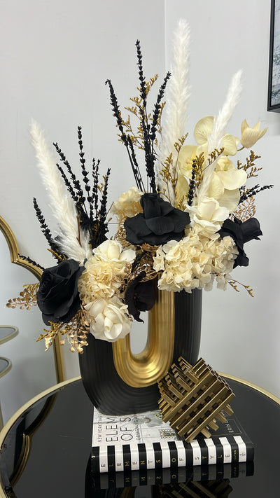 Zyeir floral arrangement - Luscious Homewares