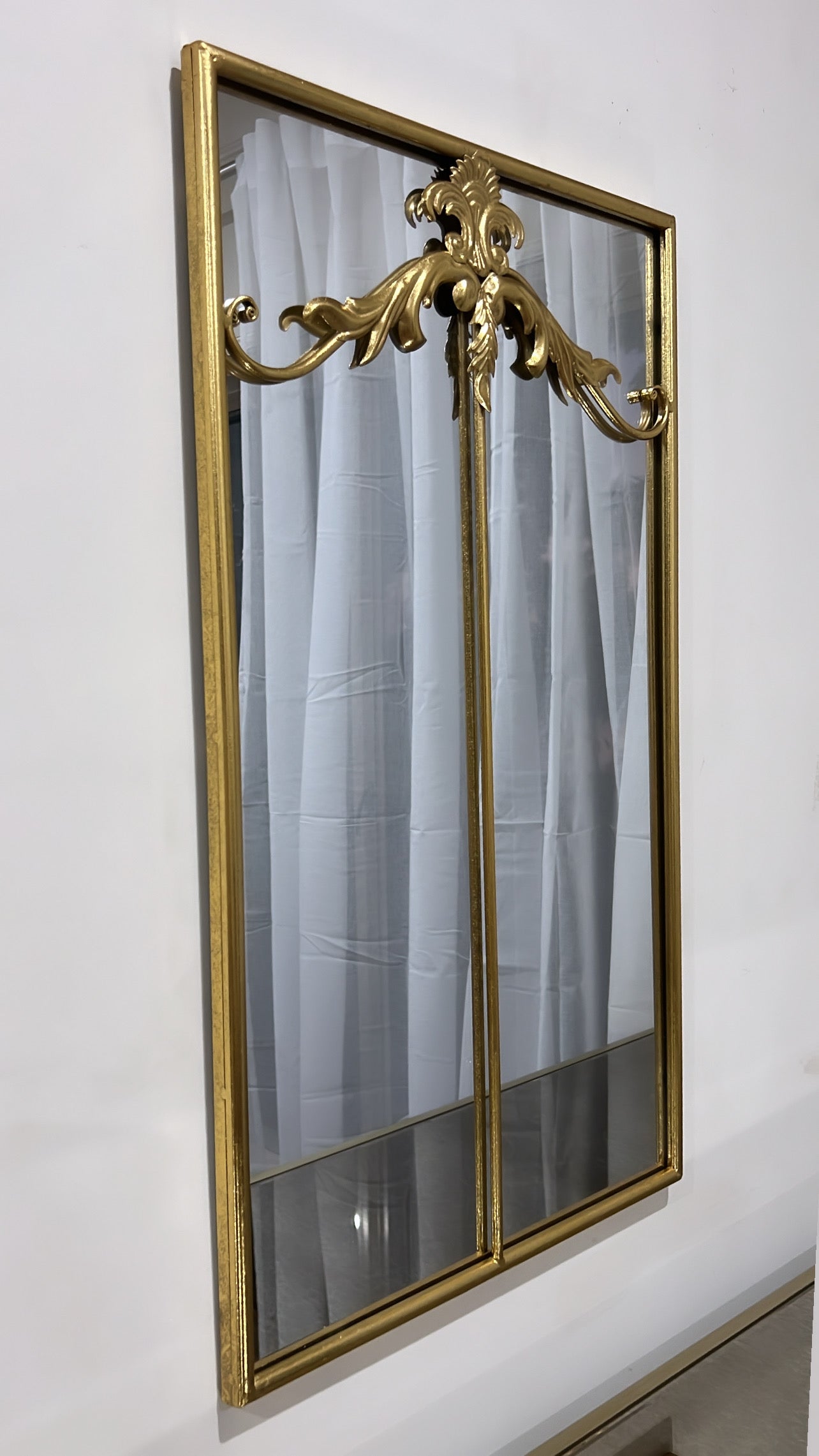 Olana Gold mirror - Luscious Homewares