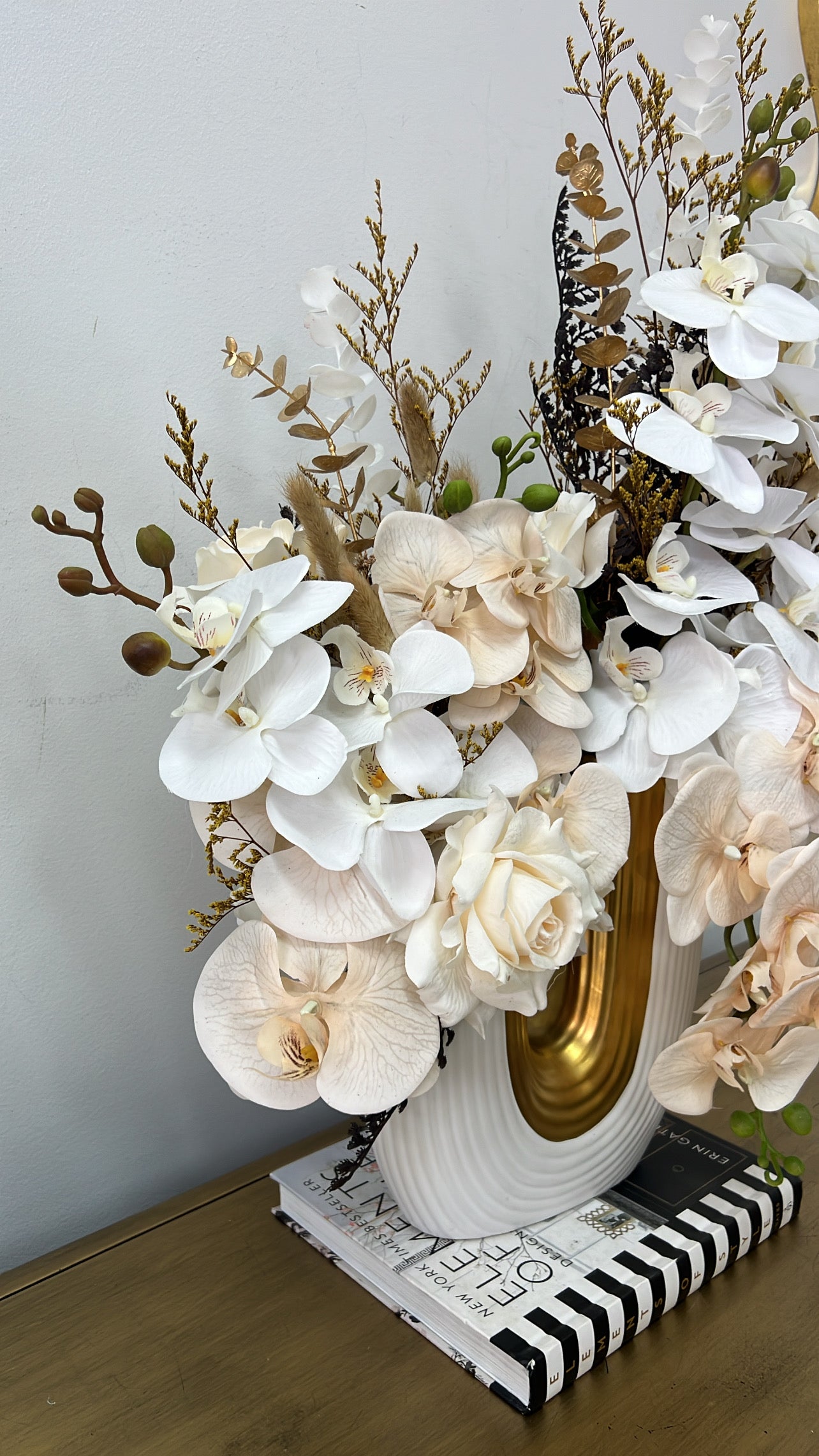Yasmin floral arrangement - Luscious Homewares