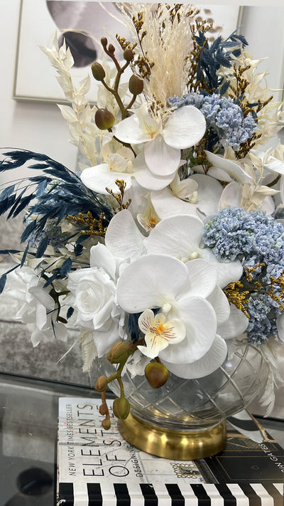 Ayla floral arrangement - Luscious Homewares