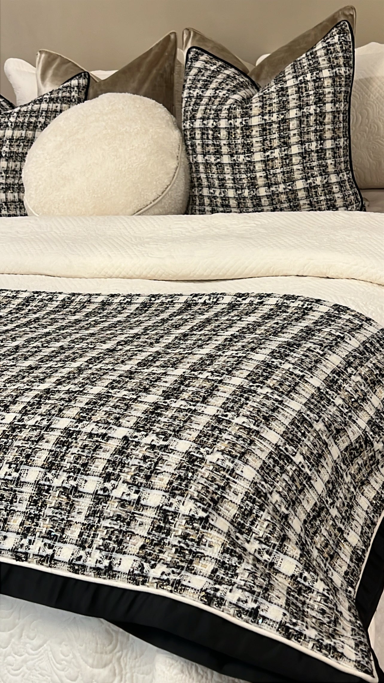 Chanel tweed throw 140x220cm - Luscious Homewares