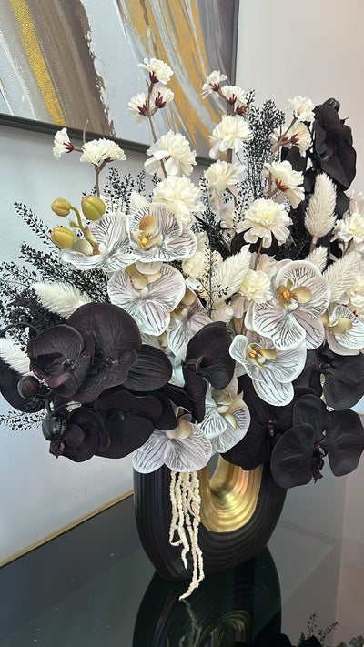 Raven floral arrangement - Luscious Homewares