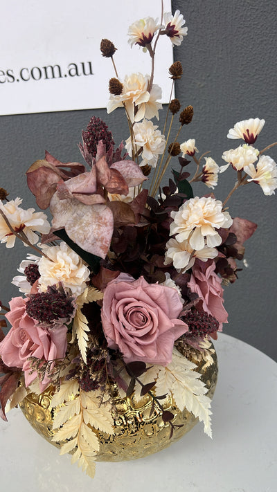 Pandora floral arrangement - Luscious Homewares
