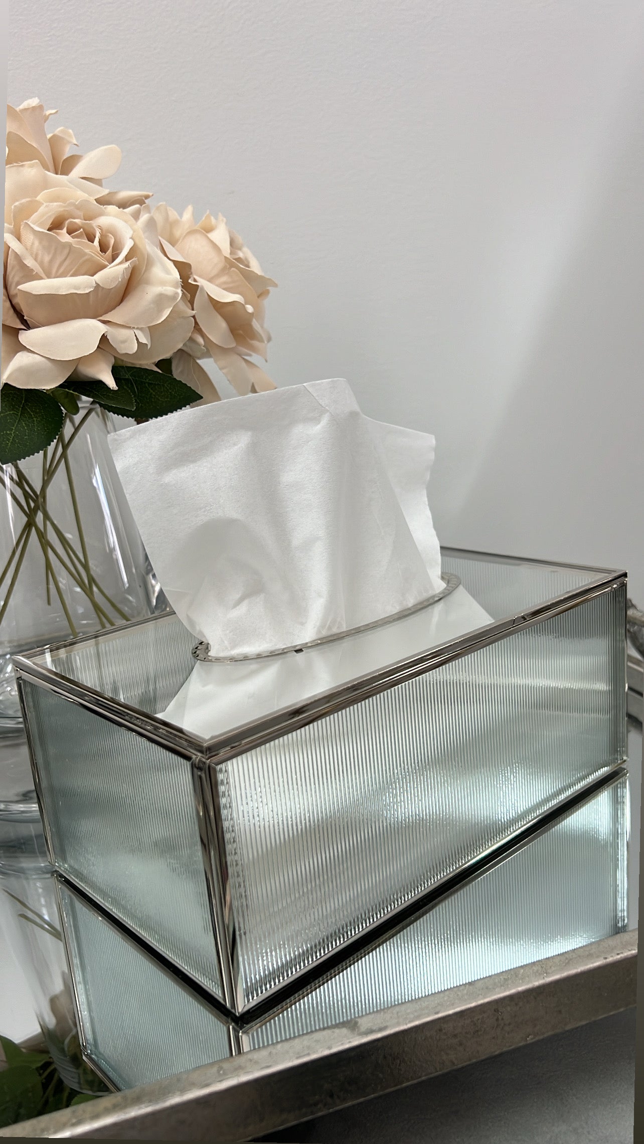 Belvue silver tissue box - Luscious Homewares