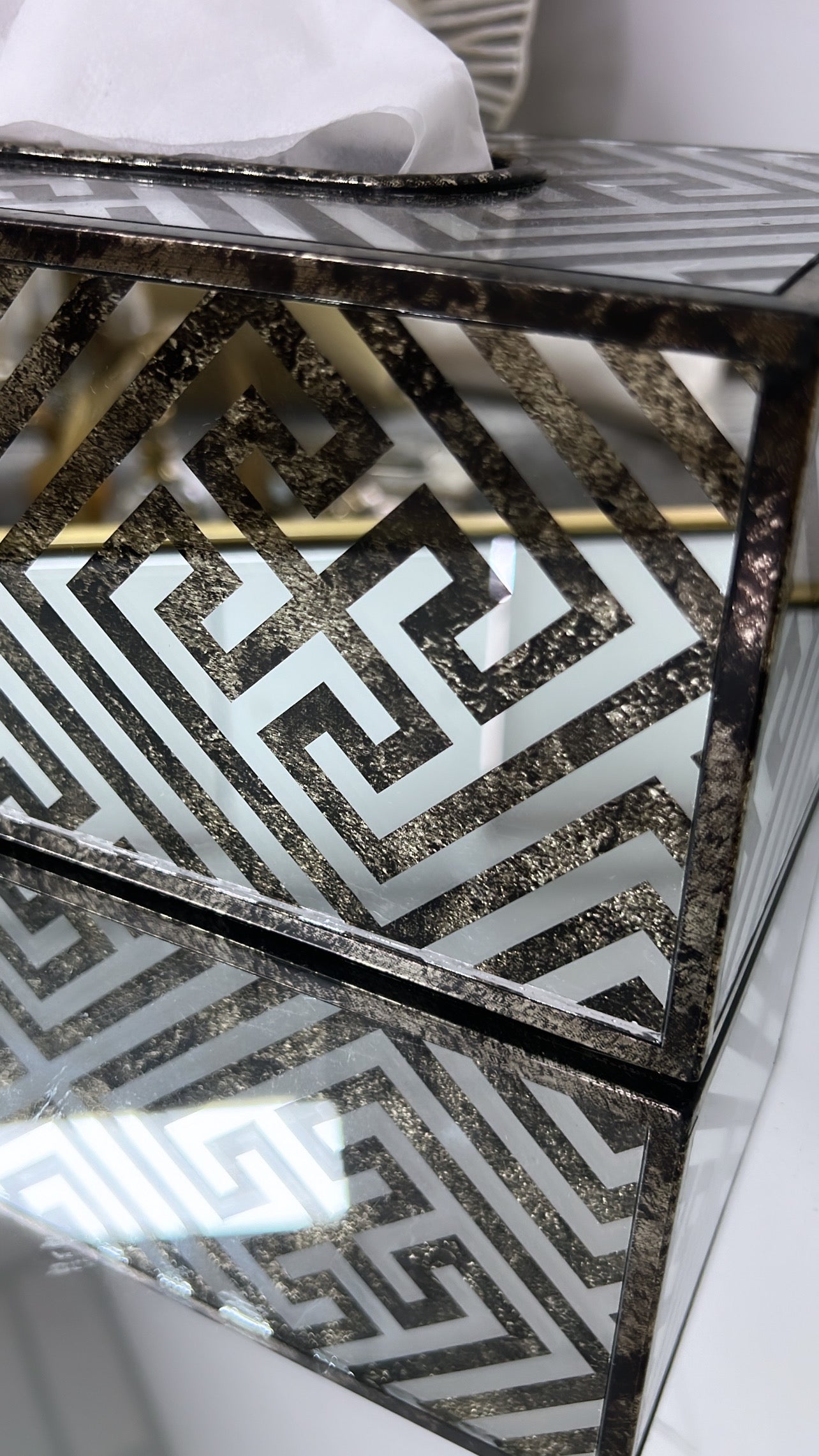 Zane mirrored Tissue Box - Luscious Homewares