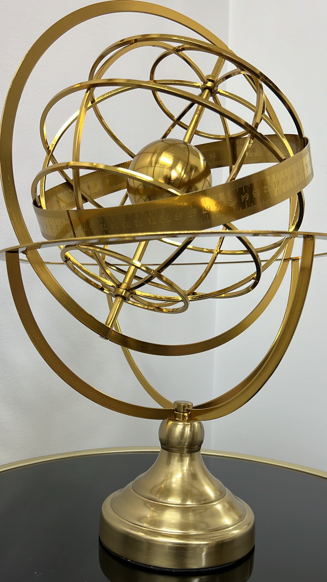 Global gold stand - Luscious Homewares