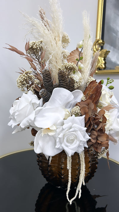 Mazyida floral arrangement - Luscious Homewares