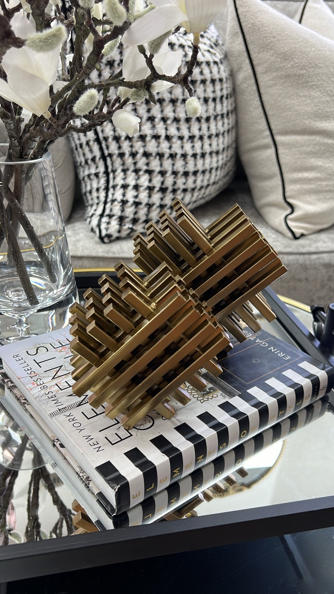 Criss cross stacked metal stand - Luscious Homewares