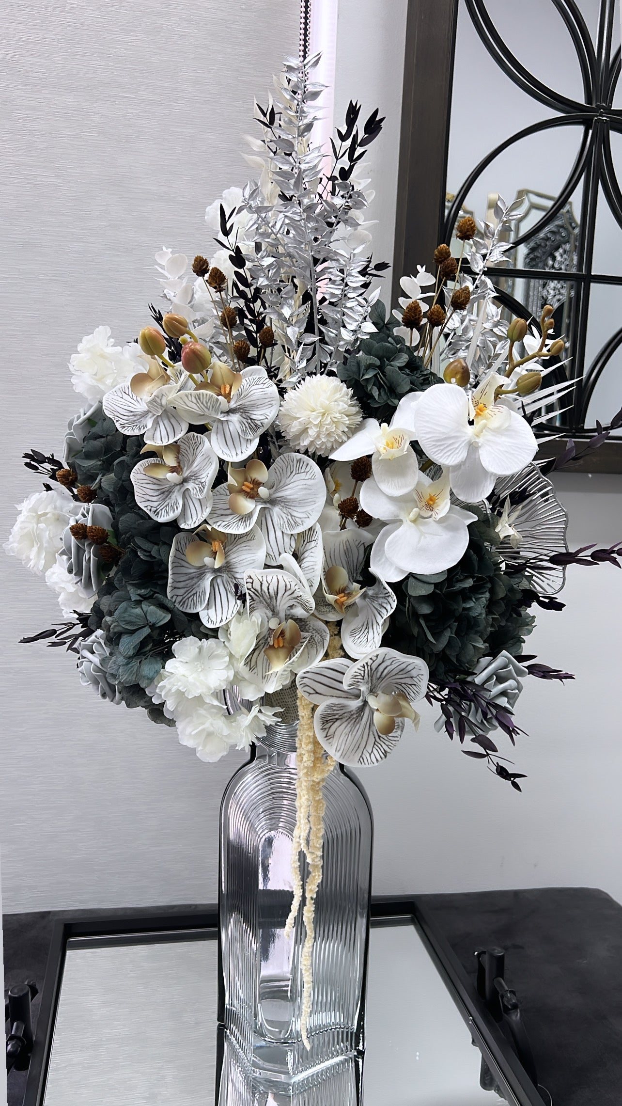 Raya floral arrangement