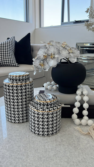 Kingston jar / Vase - Luscious Homewares