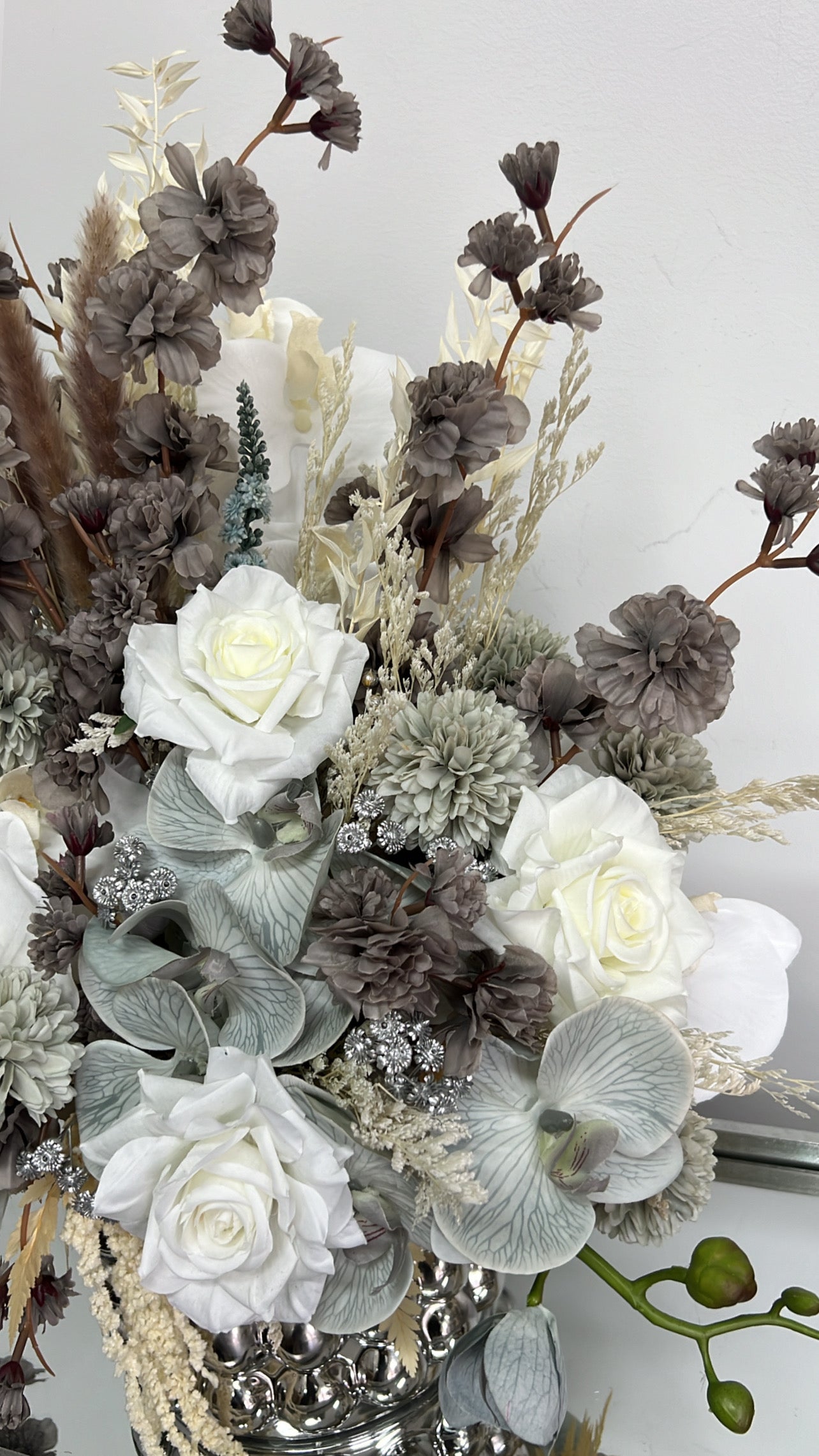 Joelle floral arrangement - Luscious Homewares