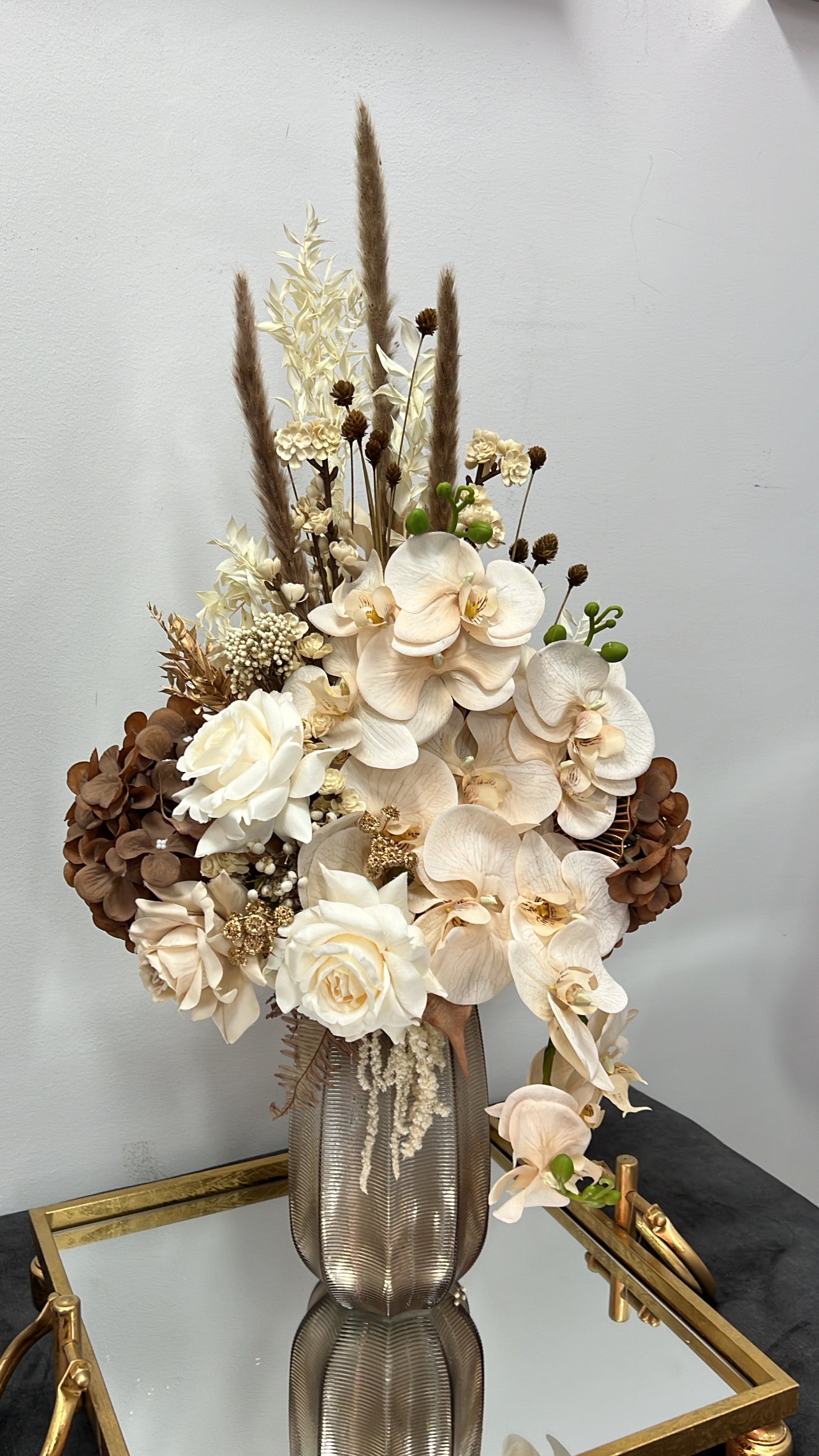 Ayla floral arrangement