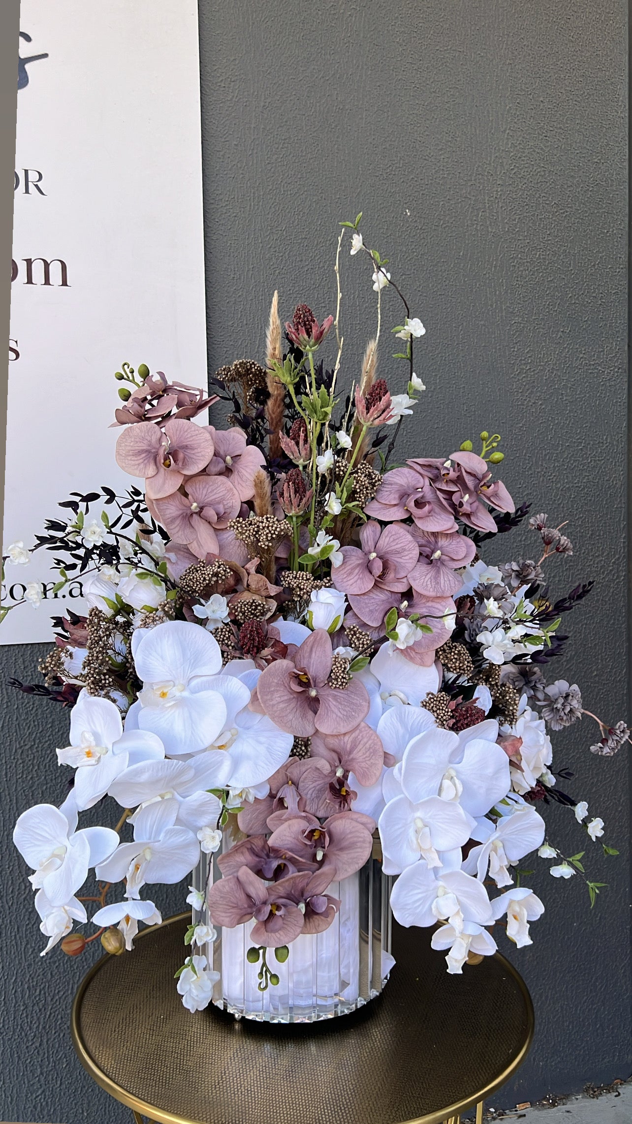 Rhegan floral arrangement - Luscious Homewares