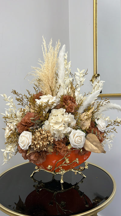 Zafron floral arrangement - Luscious Homewares