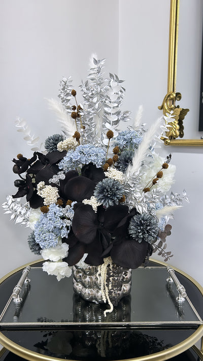 Zerin floral arrangement - Luscious Homewares