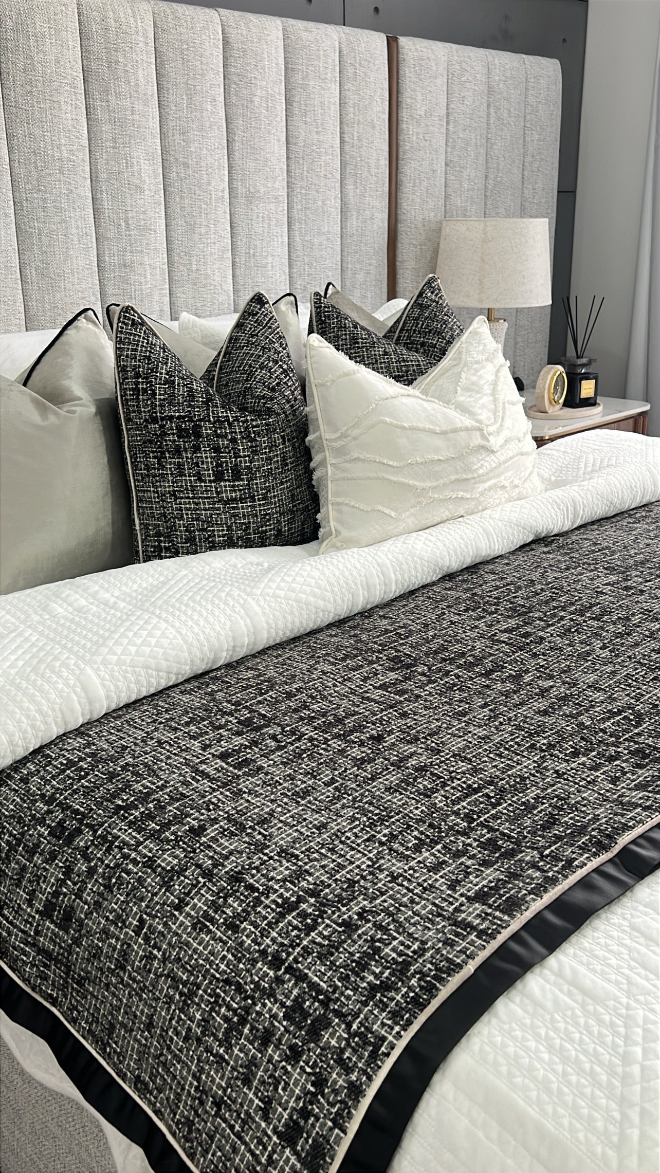 Klara throw 140x220cm - Luscious Homewares