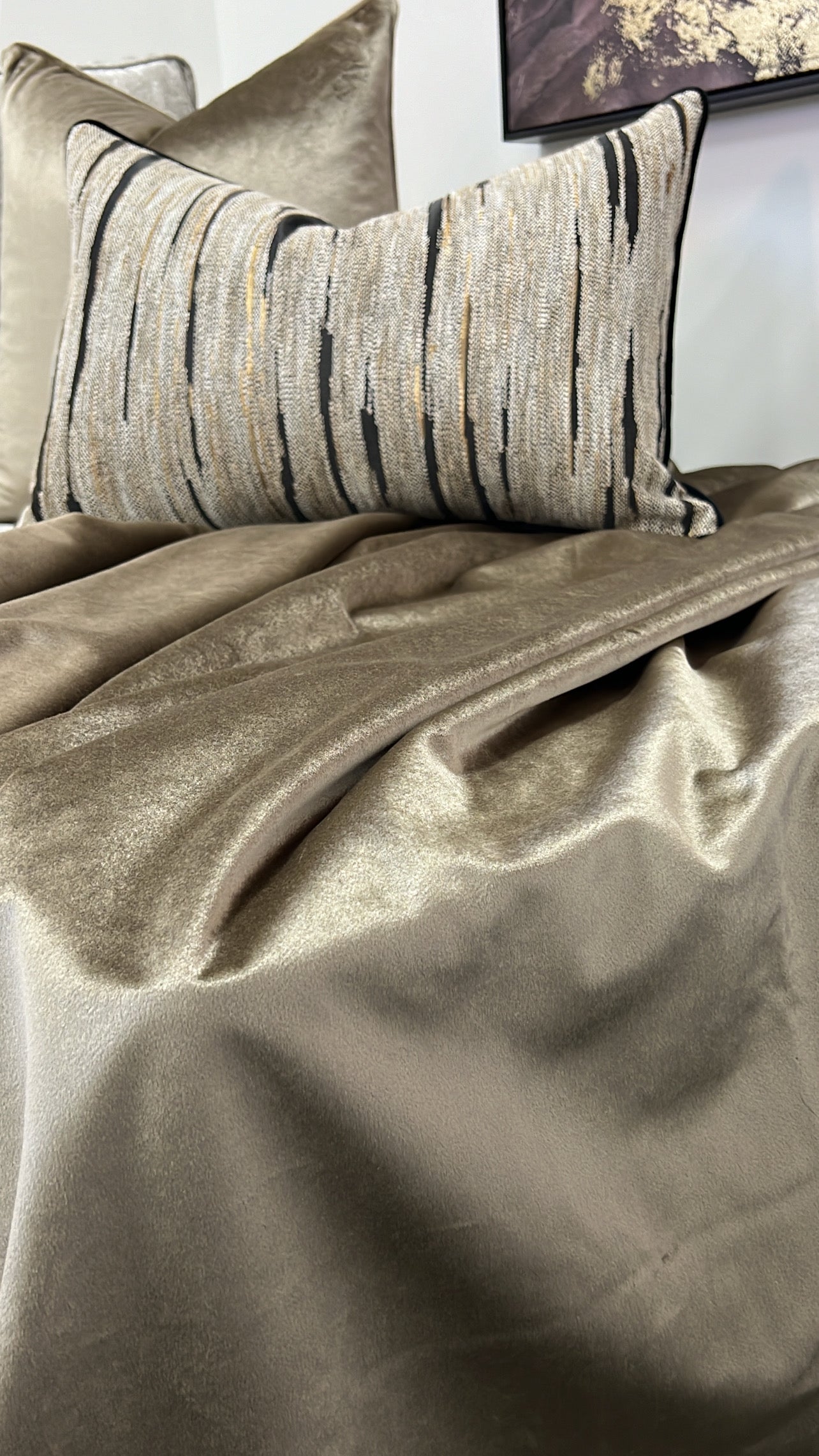 Luxury dark champagne throw 140x200cm - Luscious Homewares