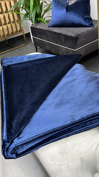 De luxe navy throw 140x220cm - Luscious Homewares