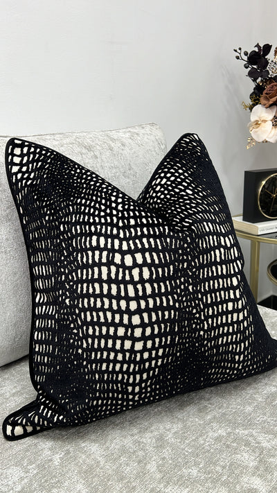 Palazzo cushion  55x55 - Luscious Homewares