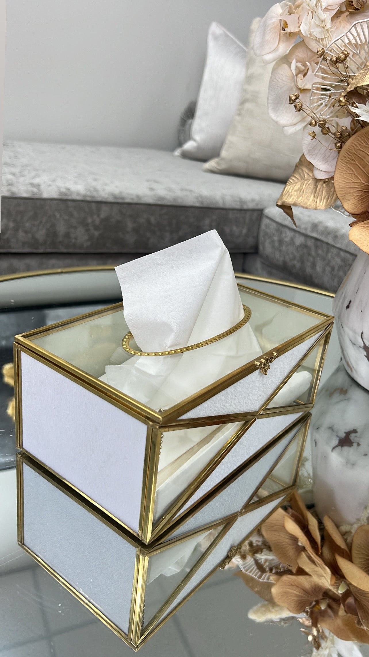 Lenora white tissue box - Luscious Homewares