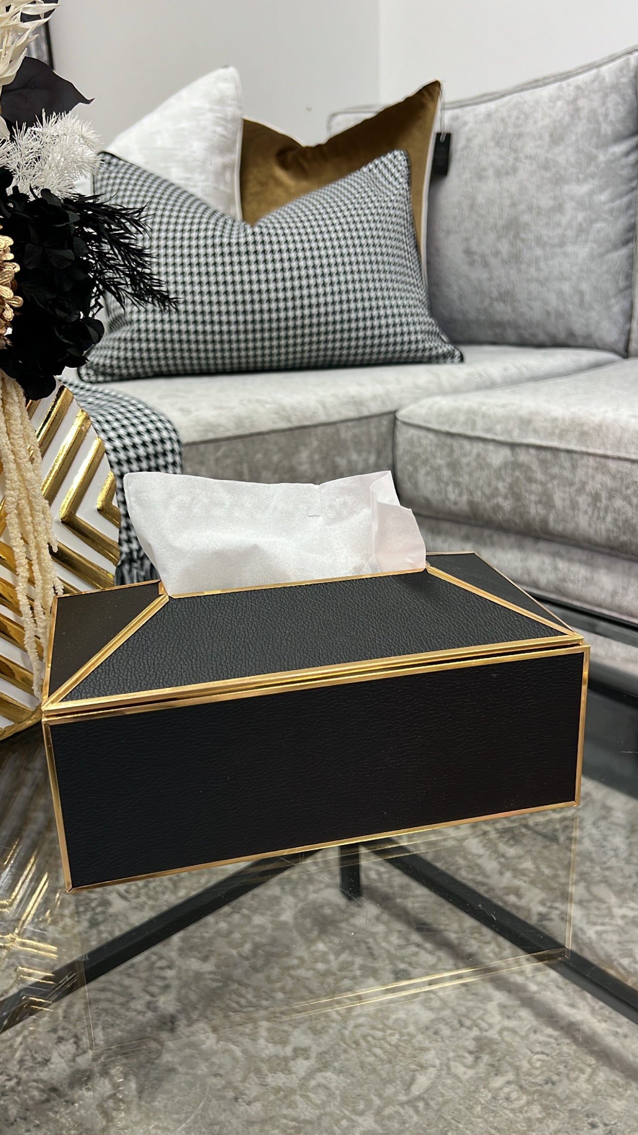 Rival Tissue Box Black - Luscious Homewares