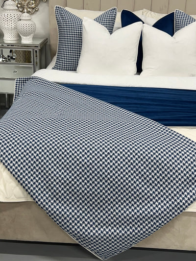 New lavonne throw navy - Luscious Homewares