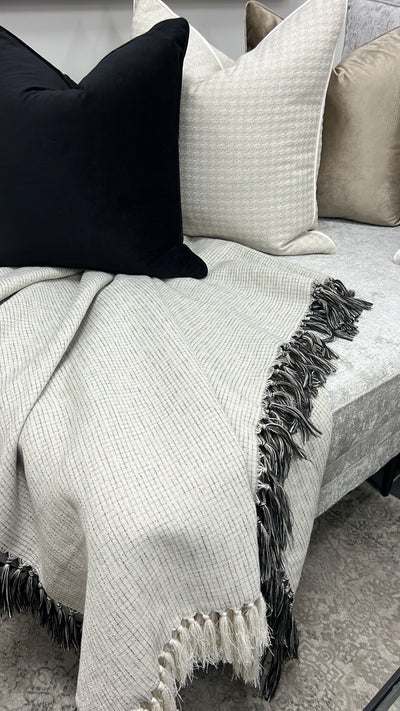 Riley beige Throw - Luscious Homewares