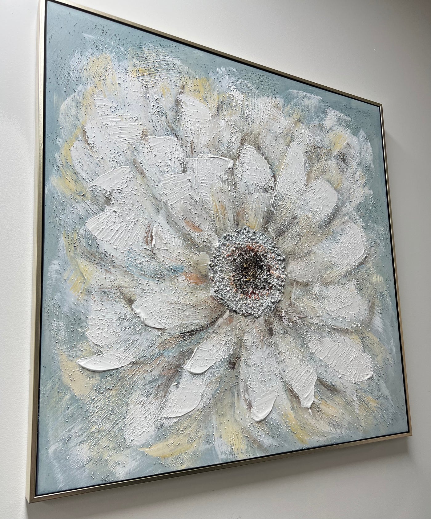 Zinnia wall art frame - Luscious Homewares