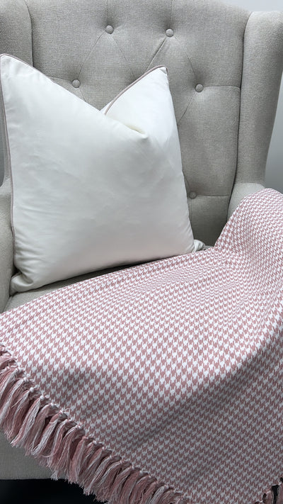 Giana pink throw - Luscious Homewares